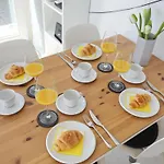 Zonneschijn By Interhome Nyaraló