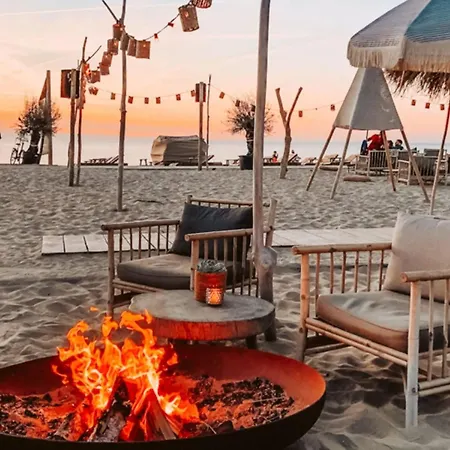 Nyaraló Zonneschijn By Interhome *