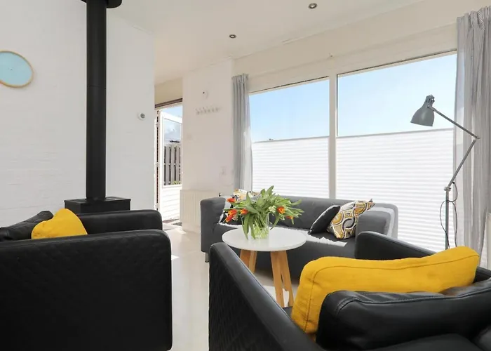 Zonneschijn By Interhome Tatil Evi *